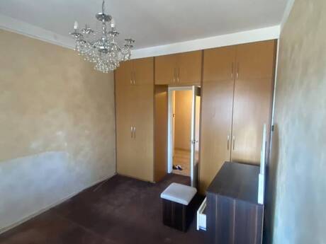 8-ci mikrorayonda 3 otaqlı köhnə tikili mənzil kirayə verilir, 85 m², 550 AZN/ay, şəkil 4 / 11