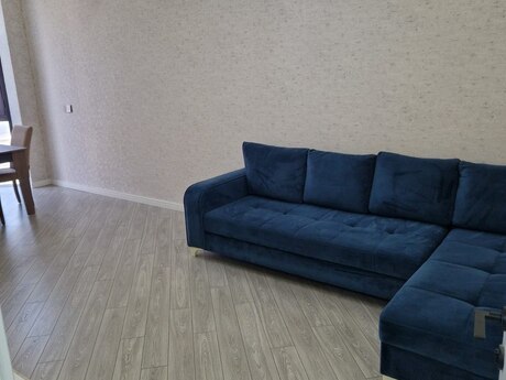 2-room new-build apartment for rent in Memar Əcəmi, 70 m², 700 AZN/mo, photo 4 / 12