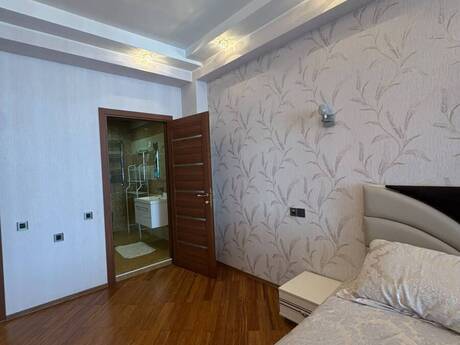 28 Mayda 4 otaqlı yeni tikili mənzil kirayə verilir, 180 m², 1 899 AZN/ay, şəkil 4 / 12