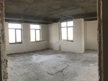 Продаётся 2-комнатная квартира в новостройке, İnşaatçılar, 84 м², 220 000 AZN, фото 4 / 12