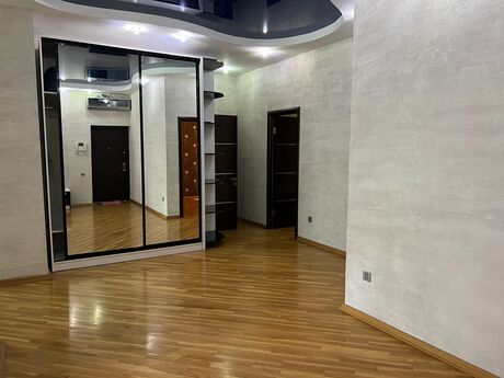 Объявление №6540380 - Баку, Хатаинский р., 4-комн., 186 м², 3/18 этаж