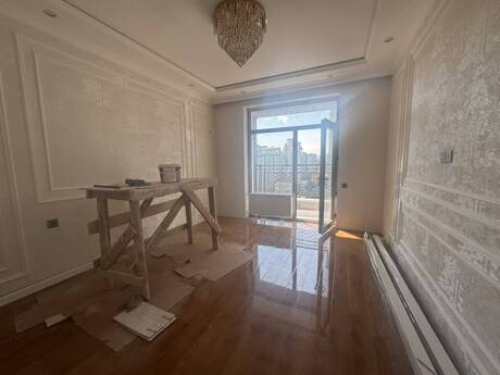 28 Mayda 2 otaqlı yeni tikili mənzil satılır, 72 m², 270 000 AZN, şəkil 2 / 12