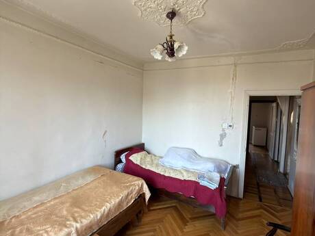 Əhmədlidə 2 otaqlı köhnə tikili mənzil satılır, 65 m², 145 000 AZN, şəkil 5 / 12