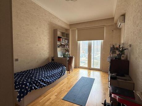 Park Yasamal kompleksində 4 otaqlı yeni tikili mənzil satılır, 157 m², 365 000 AZN, şəkil 2 / 12