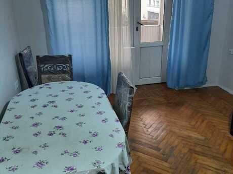 28 Mayda 2 otaqlı köhnə tikili mənzil kirayə verilir, 65 m², 600 AZN/ay, şəkil 3 / 9