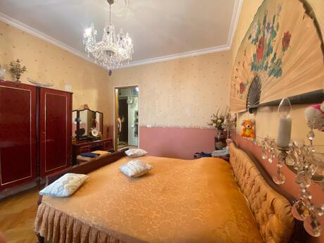 Qara Qarayevdə 3 otaqlı köhnə tikili mənzil satılır, 80 m², 240 000 AZN, şəkil 5 / 12