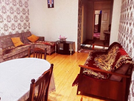 4 otaq · 135 m²