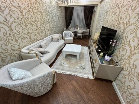 Elan №6540555 - Bakı, Qara Qarayev m., 3 otaqlı, 135 m², 3/5 mərtəbə
