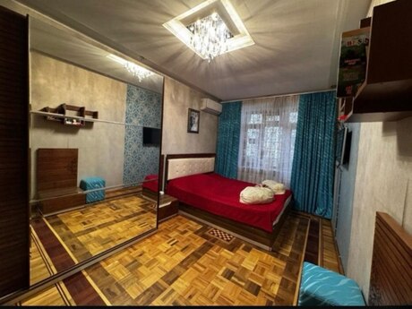 Şah İsmayıl Xətaidə 4 otaqlı köhnə tikili mənzil satılır, 100 m², 270 000 AZN, şəkil 5 / 12