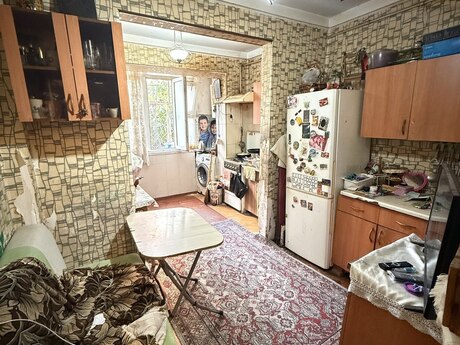 Əhmədlidə 2 otaqlı köhnə tikili mənzil satılır, 65 m², 125 000 AZN, şəkil 4 / 7