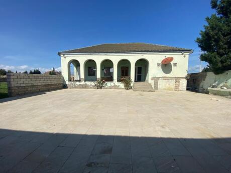 3 otaq · 130 m², Zirə
