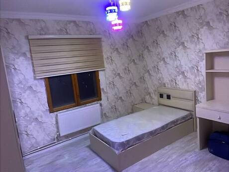 Qaraçuxurda 2 otaqlı köhnə tikili mənzil satılır, 90 m², 130 000 AZN, şəkil 3 / 6