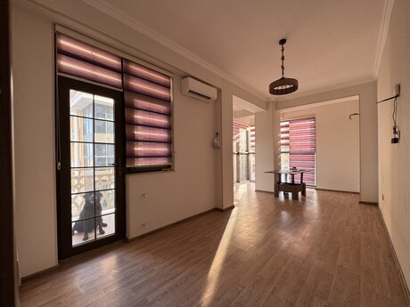 28 Mayda 2 otaqlı yeni tikili mənzil satılır, 78 m², 256 000 AZN, şəkil 2 / 12