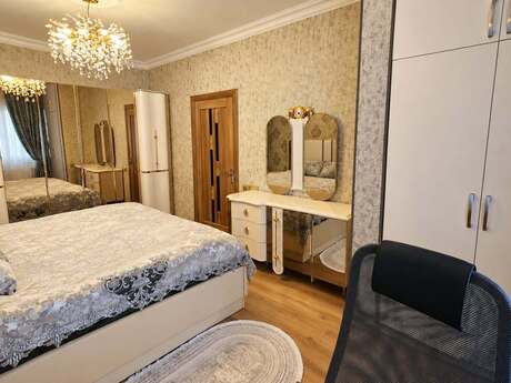 Günəşlidə 3 otaqlı köhnə tikili mənzil satılır, 85 m², 178 000 AZN, şəkil 4 / 12