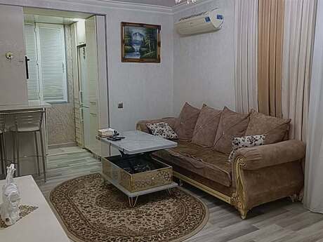 Elmlər Akademiyasında 2 otaqlı köhnə tikili mənzil kirayə verilir, 40 m², 650 AZN/ay, şəkil 2 / 9