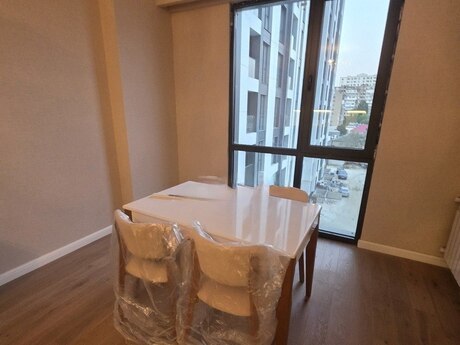 Sky Home kompleksində 3 otaqlı yeni tikili mənzil kirayə verilir, 75 m², 1 000 AZN/ay, şəkil 2 / 12