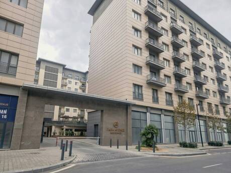 3 rooms · 130 m² · floor 5/8, Xətai