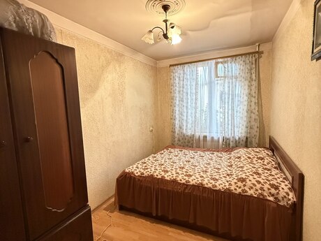 Əhmədlidə 3 otaqlı köhnə tikili mənzil satılır, 90 m², 175 000 AZN, şəkil 4 / 7