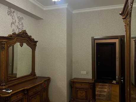 Neftçilərdə 2 otaqlı yeni tikili mənzil kirayə verilir, 53 m², 700 AZN/ay, şəkil 5 / 11