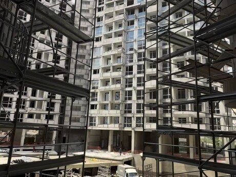 Bakıxanovda 2 otaqlı yeni tikili mənzil satılır, 61 m², 97 000 AZN, şəkil 2 / 4