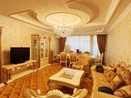 28 Mayda 4 otaqlı yeni tikili mənzil satılır, 192 m², 540 000 AZN, şəkil 2 / 12