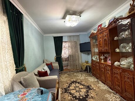 Yeni Yasamalda 2 otaqlı köhnə tikili mənzil satılır, 45 m², 125 000 AZN, şəkil 2 / 12