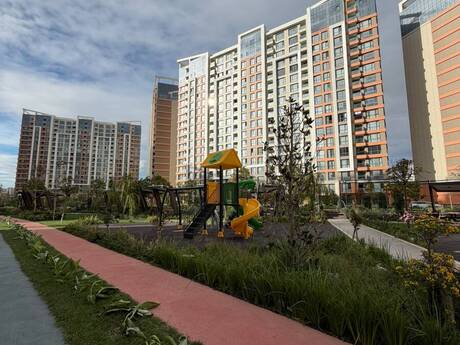 3-room new-build apartment for rent in City Garden, 100 m², 1 300 AZN/mo, photo 2 / 12