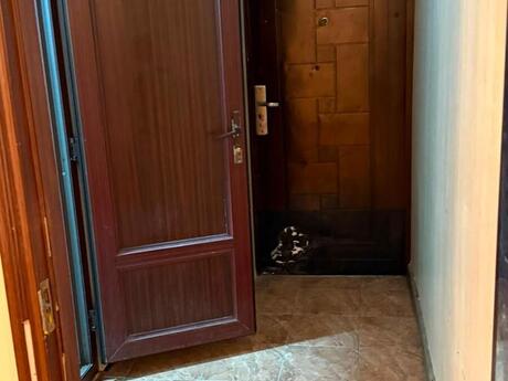 8 Noyabrda 2 otaqlı köhnə tikili mənzil satılır, 45 m², 128 000 AZN, şəkil 4 / 6