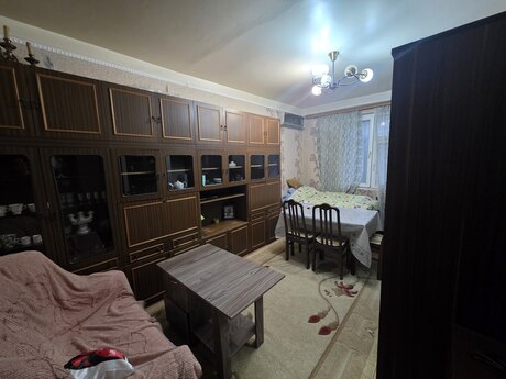 2 otaq · 35 m² · 1/5 mərtəbə, Azadlıq Prospekti