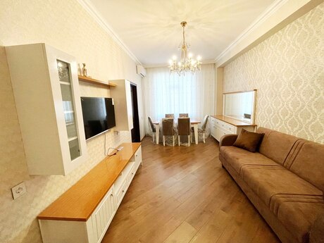 2 otaq · 104 m² · 15/19 mərtəbə, Nizami
