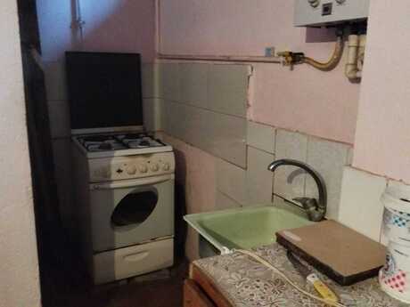 Сдаётся 1-комнатная квартира в старом фонде, Nəriman Nərimanov, 50 м², 280 AZN/мес, фото 5 / 5
