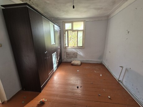 Azadlıq Prospektidə 3 otaqlı köhnə tikili mənzil satılır, 65 m², 130 000 AZN, şəkil 2 / 9