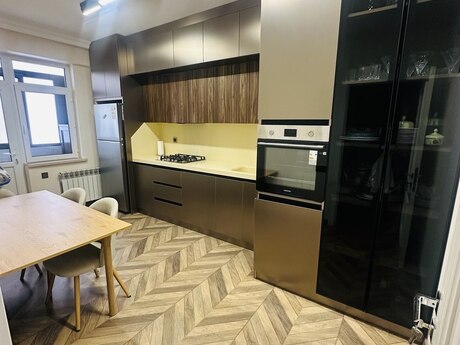 Продаётся 3-комнатная квартира в новостройке, ЖК Jasmine Park, 98 м², 270 000 AZN, фото 4 / 12