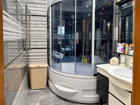 Nizamidə 4 otaqlı köhnə tikili mənzil satılır, 203 m², 529 999 AZN, şəkil 3 / 11