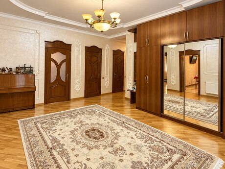 Nizamidə 4 otaqlı köhnə tikili mənzil satılır, 203 m², 529 999 AZN, şəkil 5 / 11
