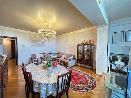 Elmlər Akademiyasında 3 otaqlı köhnə tikili mənzil satılır, 81 m², 295 000 AZN, şəkil 4 / 12