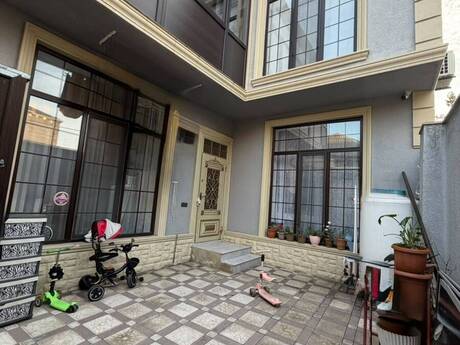 Объявление №6541389 - Баку, Хатаинский р., 6-комн., 150 м²