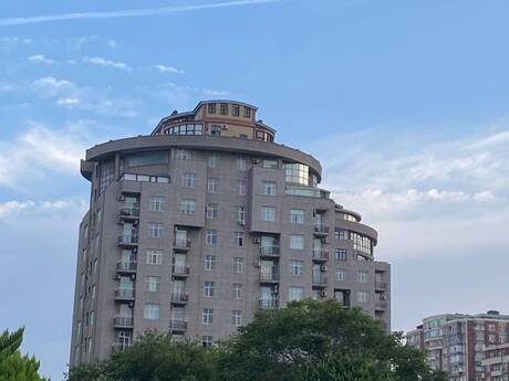 28 Mayda 2 otaqlı yeni tikili mənzil satılır, 105 m², 285 000 AZN, şəkil 3 / 6
