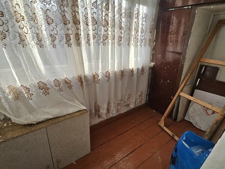 7-ci mikrorayonda 2 otaqlı köhnə tikili mənzil kirayə verilir, 45 m², 450 AZN/ay, şəkil 4 / 12