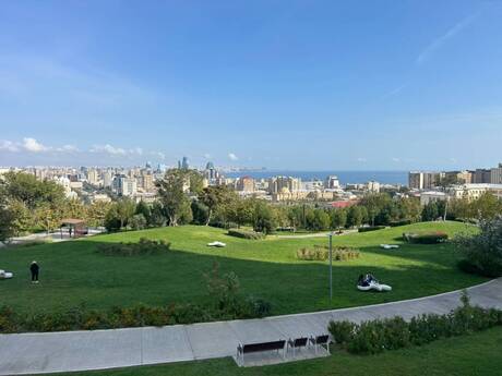 2 otaq · 81 m² · 3/9 mərtəbə, Elmlər Akademiyası