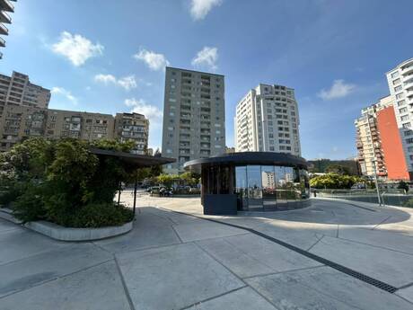Elmlər Akademiyasında 2 otaqlı köhnə tikili mənzil satılır, 81 m², 295 000 AZN, şəkil 3 / 12