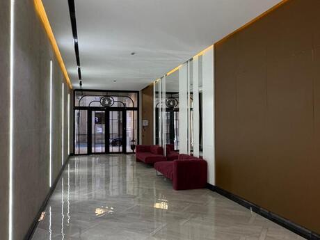 Lake City kompleksində 3 otaqlı yeni tikili mənzil satılır, 130 m², 339 000 AZN, şəkil 2 / 12