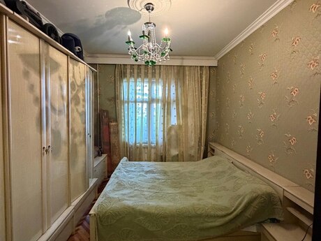 Azadlıq Prospektidə 2 otaqlı köhnə tikili mənzil satılır, 65 m², 202 000 AZN, şəkil 5 / 12