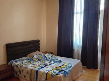 Elan №6541383 - Bakı, 28 May m., 3 otaqlı, 121 m², 9/13 mərtəbə