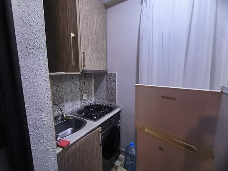 Aşağı Güzdəkdə 2 otaqlı yeni tikili mənzil kirayə verilir, 40 m², 400 AZN/ay, şəkil 4 / 5