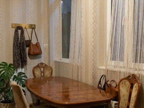 Sahildə 2 otaqlı köhnə tikili mənzil satılır, 50 m², 240 000 AZN, şəkil 4 / 4