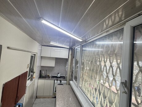 Badamdarda 3 otaqlı köhnə tikili mənzil satılır, 50 m², 160 000 AZN, şəkil 4 / 12