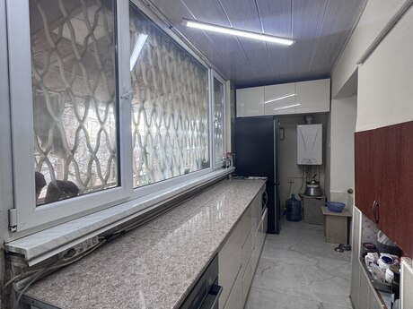 3 otaq · 50 m² · 1/5 mərtəbə, Badamdar