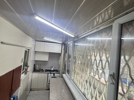 Badamdarda 3 otaqlı köhnə tikili mənzil satılır, 50 m², 160 000 AZN, şəkil 3 / 12