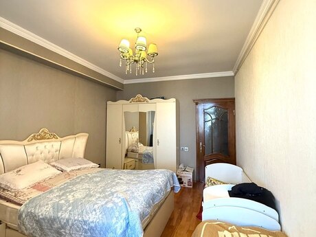 2-room new-build apartment for sale in Yeni Yasamal, 70 m², 180 000 AZN, photo 4 / 9